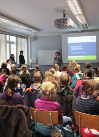 Kinder-Uni Veranstaltung auf dem Campus der Universität Erfurt